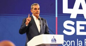 imagen-abinader-la-semanal-haiti-2-scaled